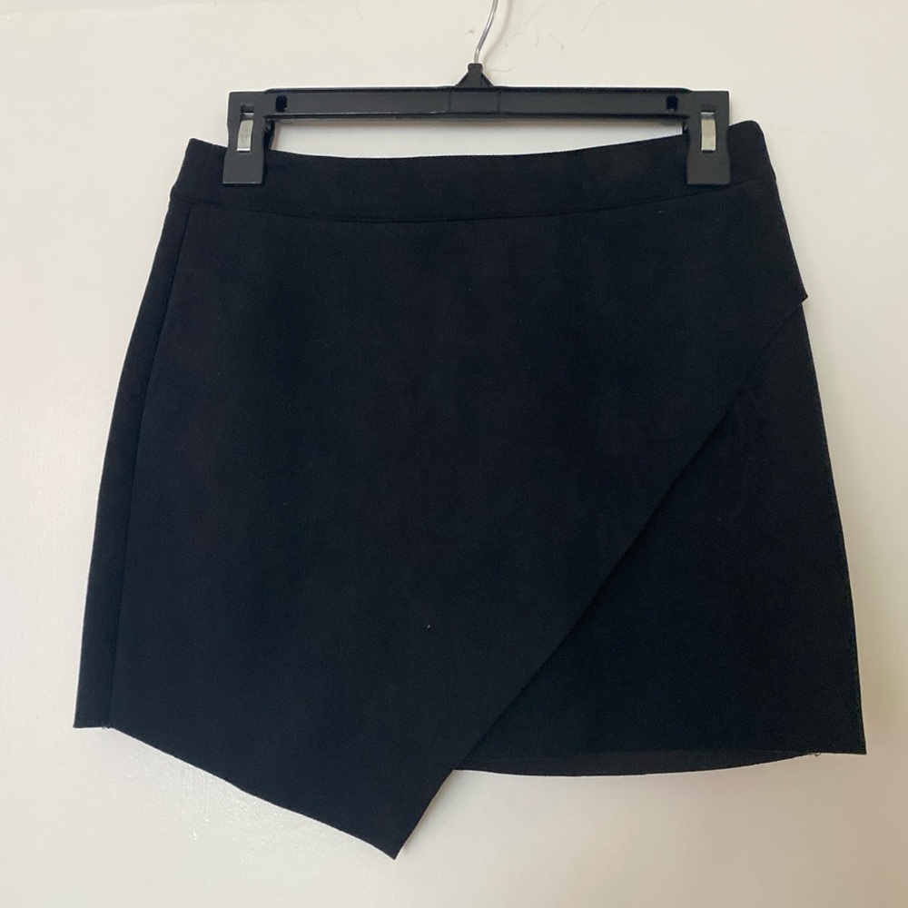 Kendall & Kylie Elegant Black Skirt